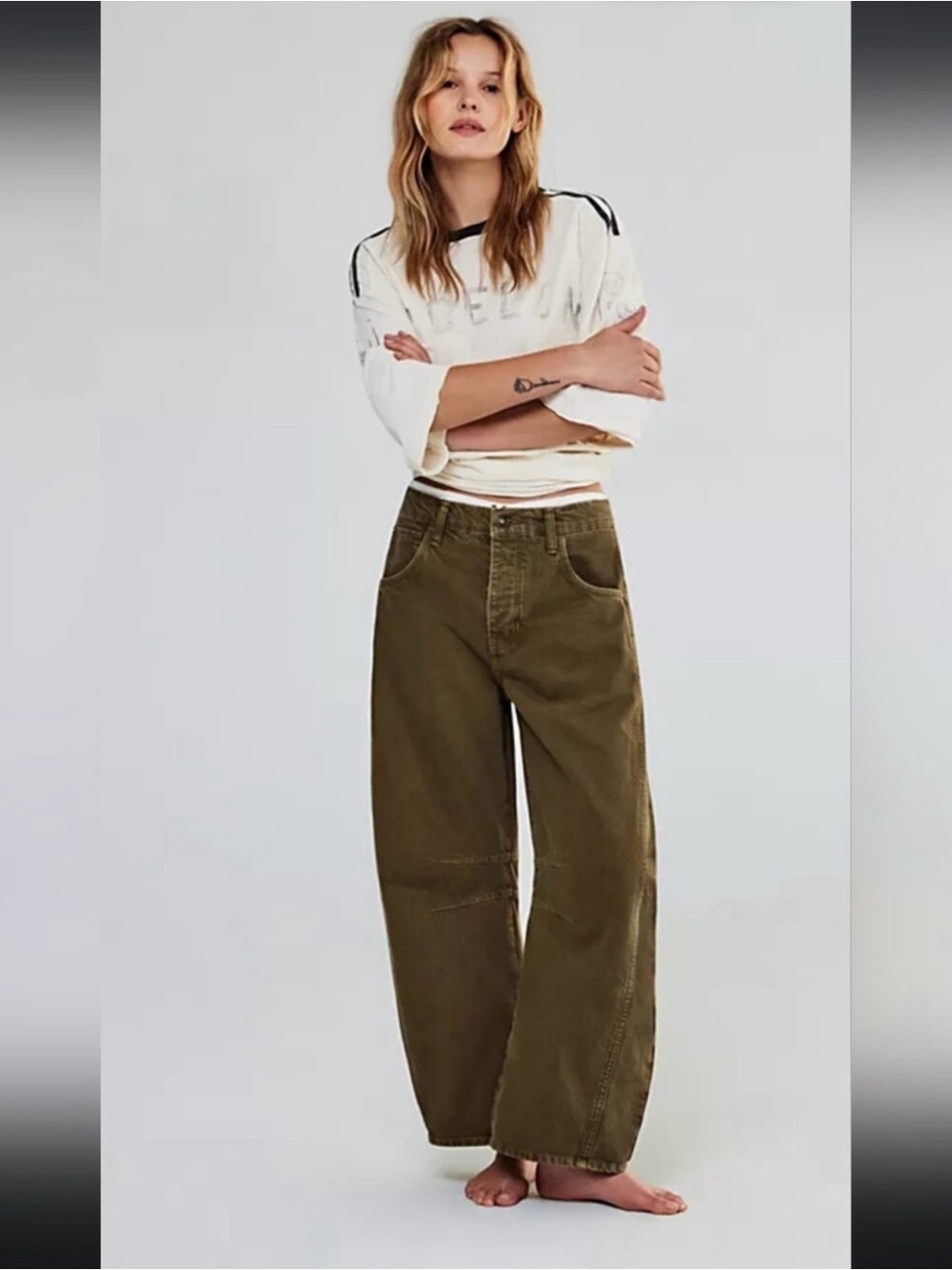 We the Free Lucky You Mid Rise Barrels Size 24 in Olive Green